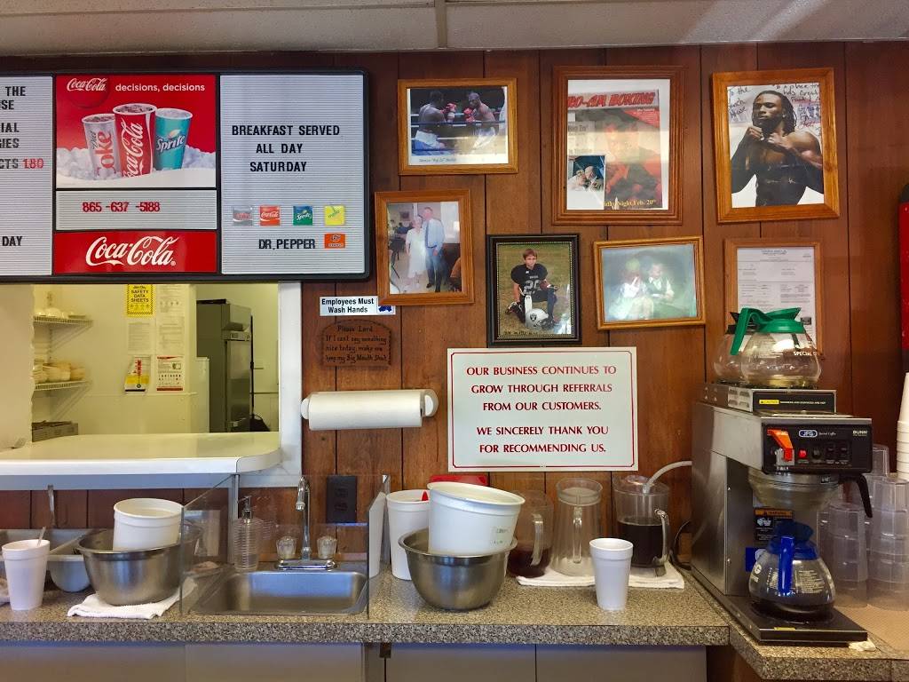 Lunch House | restaurant | 3816 Holston Dr, Knoxville, TN 37914, USA | 8656375188 OR +1 865-637-5188