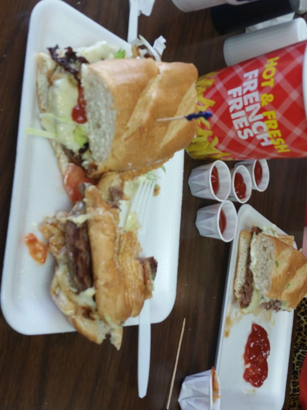 Kennys Grill & Ice Cream | restaurant | 8933, 2342, Philadelphia Ave, Chambersburg, PA 17201, USA | 7172648351 OR +1 717-264-8351