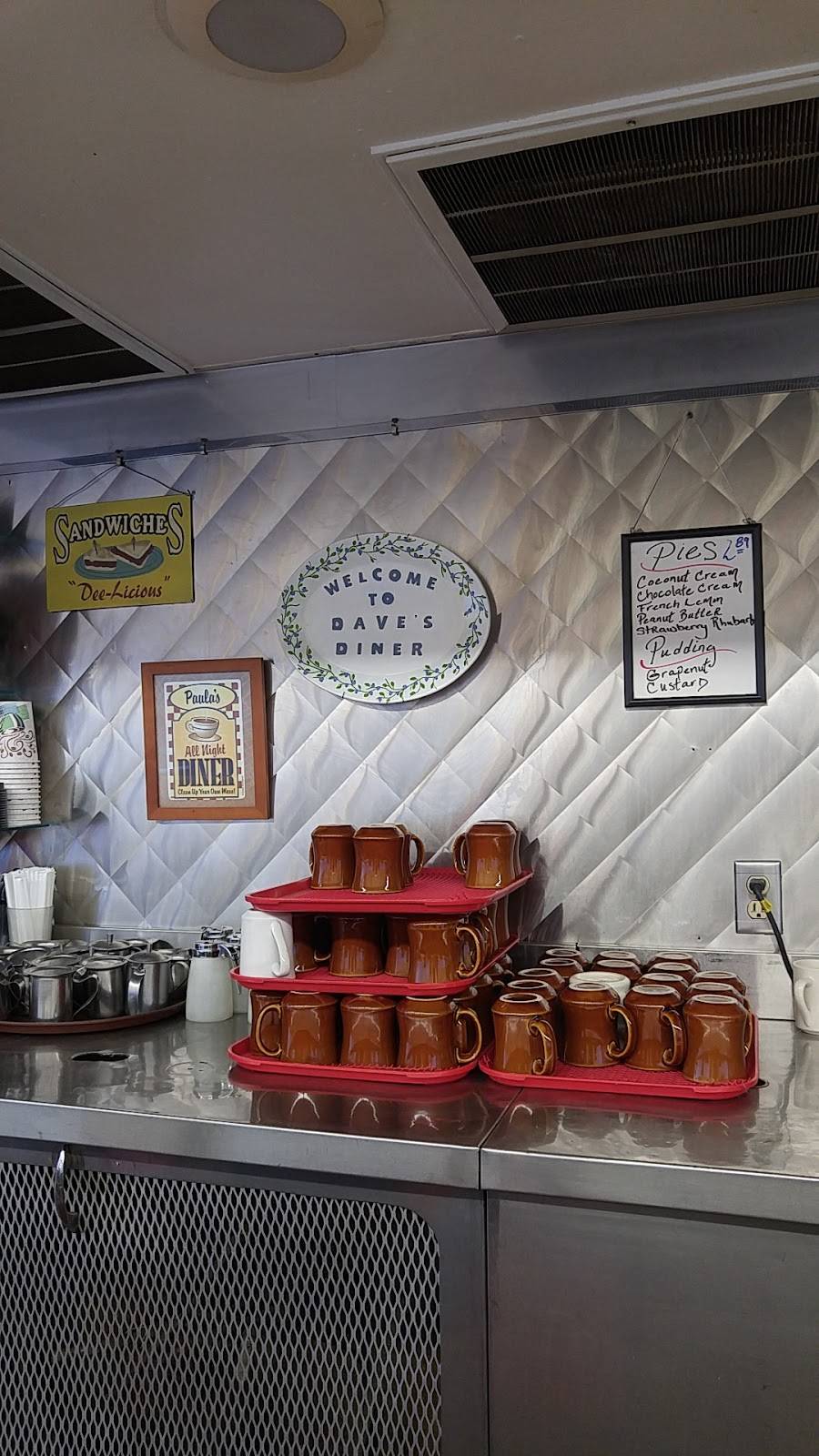 Daves Diner | restaurant | 390 Brunswick Ave, Gardiner, ME 04345, USA | 2075880022 OR +1 207-588-0022