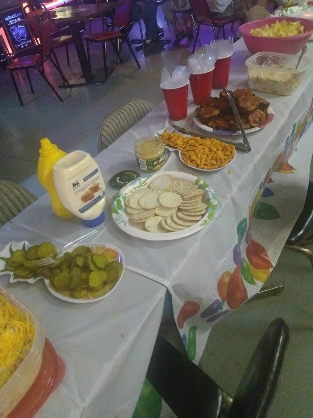 Big Springs Bar & Grill | restaurant | 149 Big Springs Rd, Monroe, TN 38573, USA | 9318239474 OR +1 931-823-9474