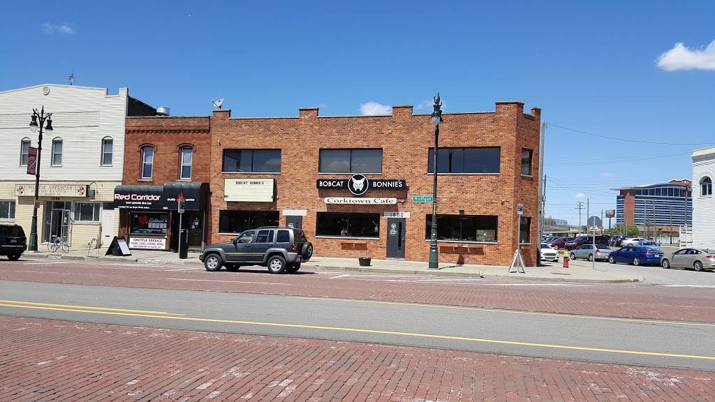 Bobcat Bonnies | restaurant | 1800 Michigan Ave, Detroit, MI 48216, USA | 3139621383 OR +1 313-962-1383