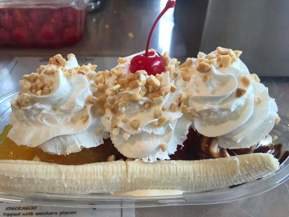 Giovanni’s Pizza of Gilbert | restaurant | 100 Main St, Gilbert, WV 25621, USA | 3046643000 OR +1 304-664-3000