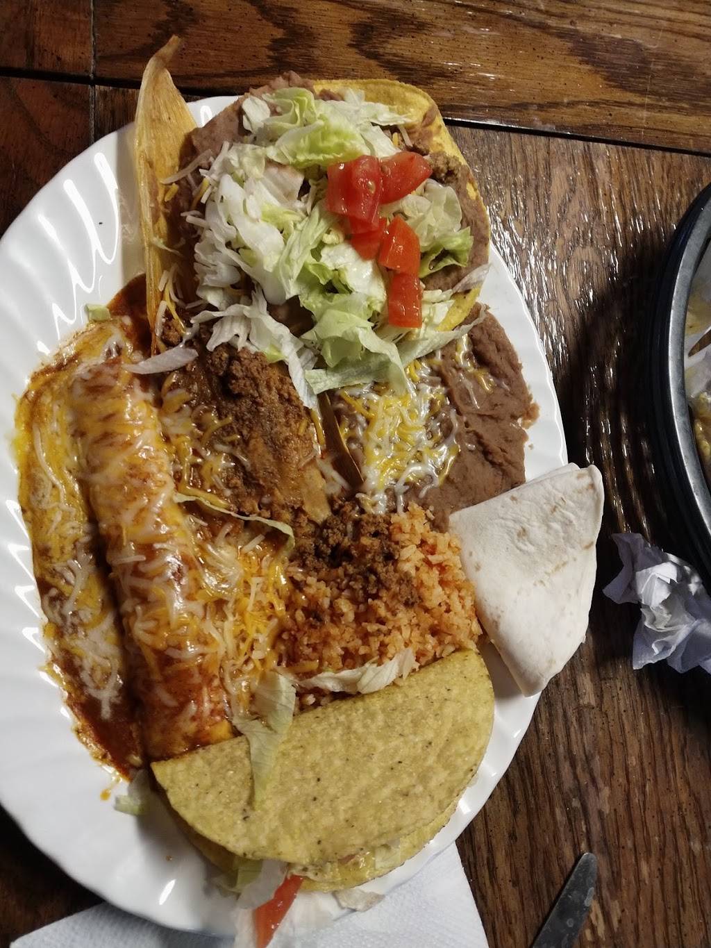 Carmen’s place | restaurant | 6201 TX-317, Belton, TX 76513, USA | 2547801100 OR +1 254-780-1100