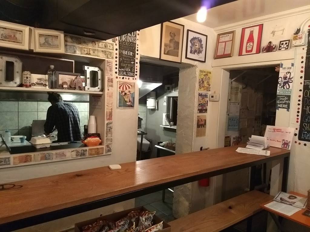 Doggy Dogg Atl | restaurant | 310 E Howard Ave, Decatur, GA 30030, USA | 6784660362 OR +1 678-466-0362