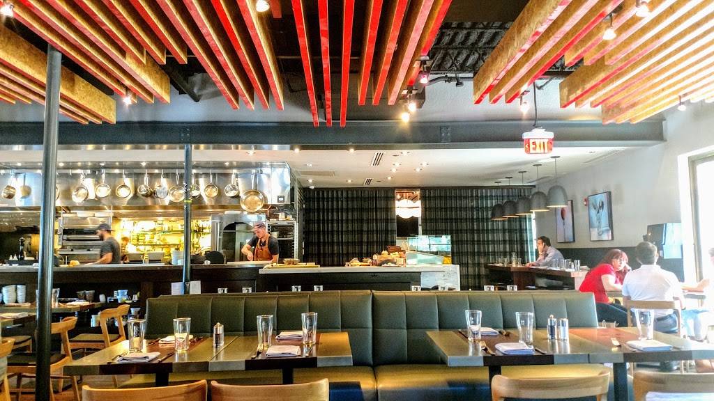 Lukes Kitchen and Bar | restaurant | 640 S Orlando Ave, Maitland, FL 32751, USA | 4076742400 OR +1 407-674-2400