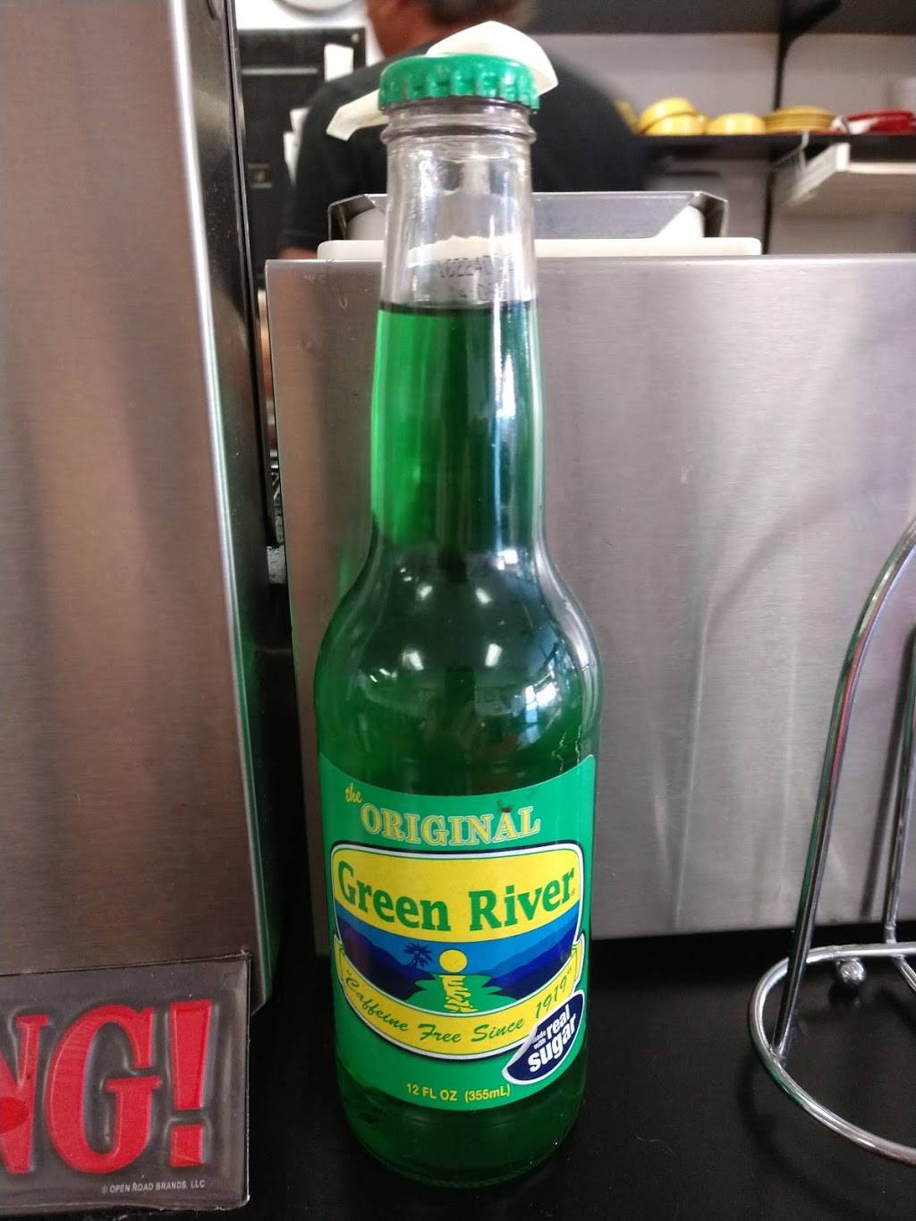 Falcons Nest | restaurant | 223 3rd St, Parkersburg, IA 50665, USA | 3193462314 OR +1 319-346-2314