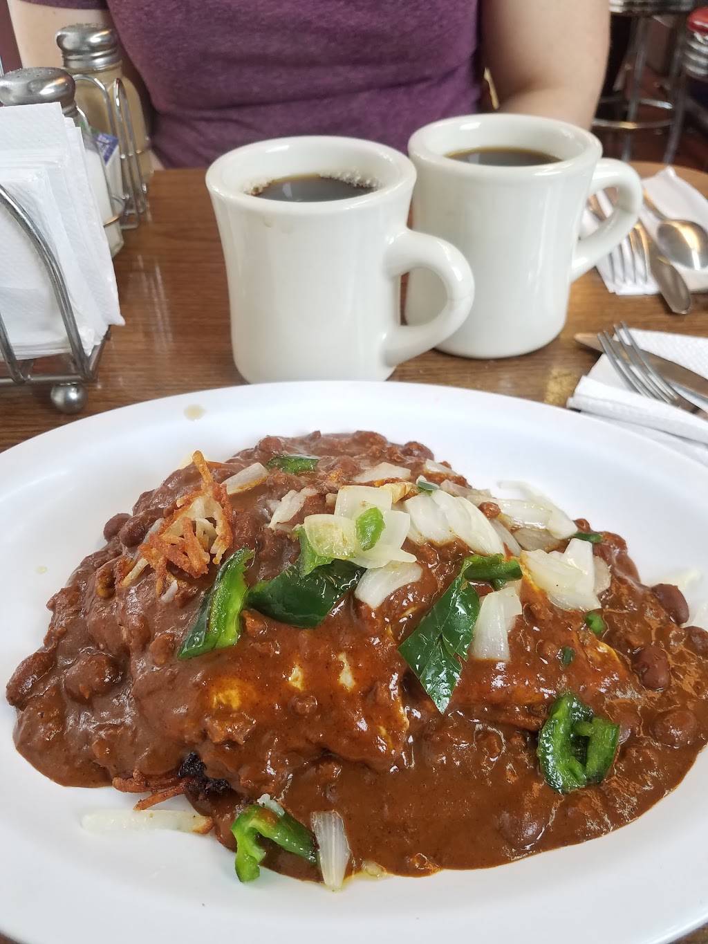 White Knight Diner | restaurant | 1801 Olive St, St. Louis, MO 63103, USA | 3146215949 OR +1 314-621-5949