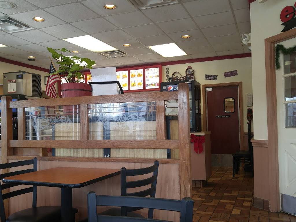 Lees Famous Recipe Chicken | restaurant | 2011 N Verity Pkwy, Middletown, OH 45042, USA | 5134232999 OR +1 513-423-2999