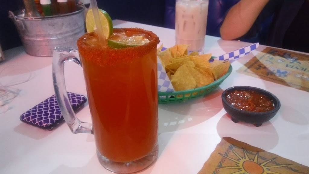 Los 7 Mares | restaurant | 8859 Woodman Ave, Arleta, CA 91331, USA | 8188920200 OR +1 818-892-0200