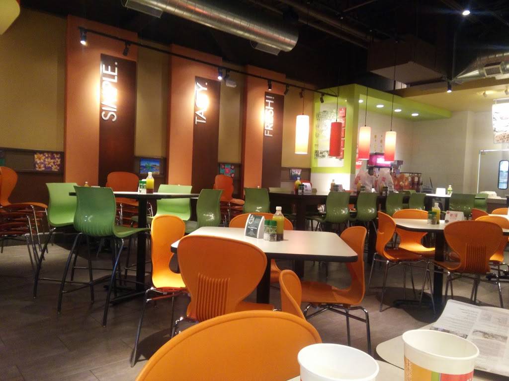 Zoës Kitchen | restaurant | 1 W Flatiron Crossing Dr Suite 324, Broomfield, CO 80021, USA | 3033091280 OR +1 303-309-1280