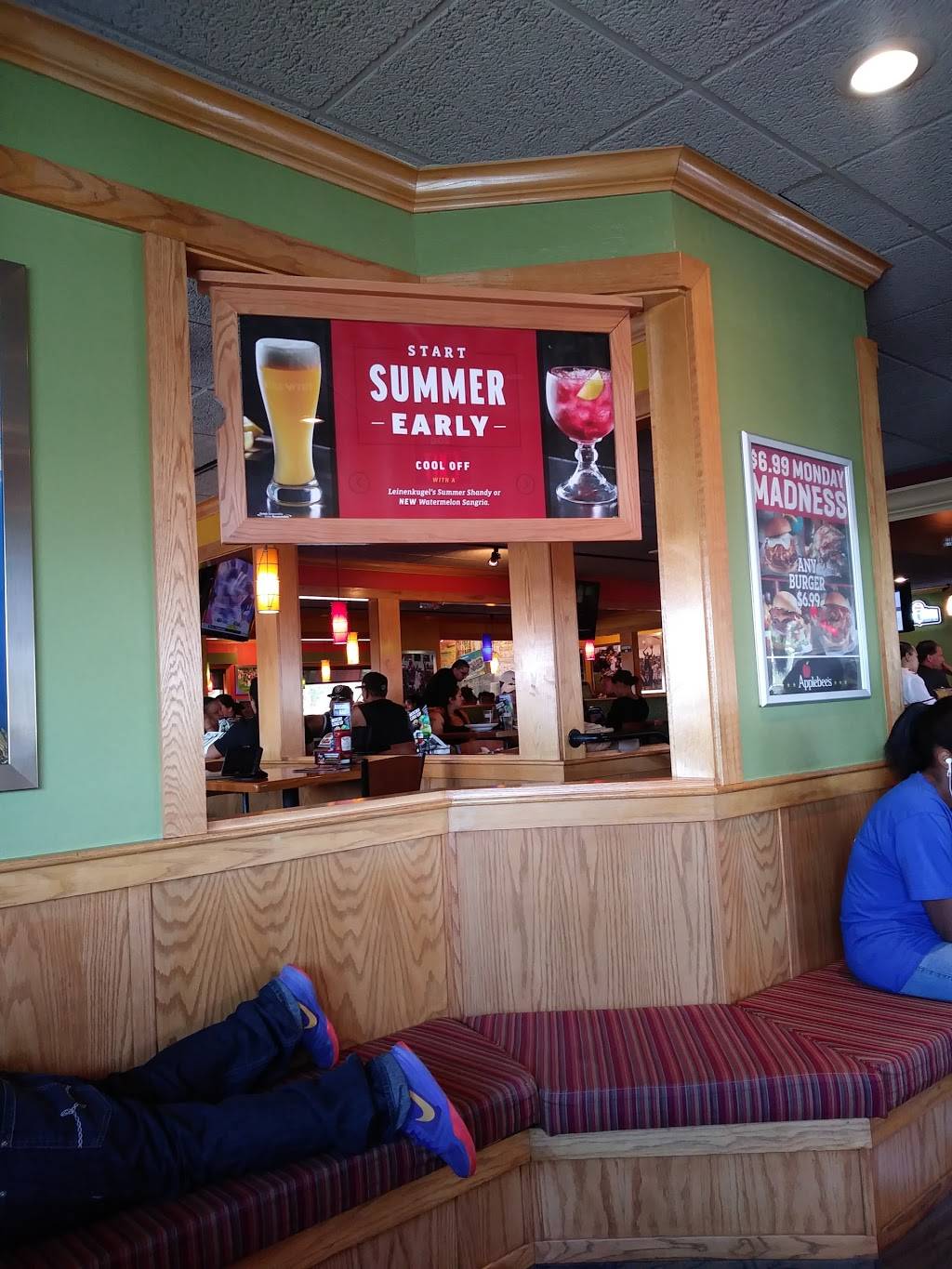 Applebees Grill + Bar | restaurant | 24041 Southland Dr, Hayward, CA 94545, USA | 5107826400 OR +1 510-782-6400