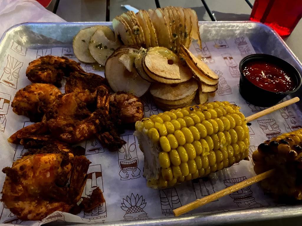 Tiki Docks Skyway Bar + Grill | restaurant | 3769 50th Ave S, St. Petersburg, FL 33711, USA | 7278108454 OR +1 727-810-8454