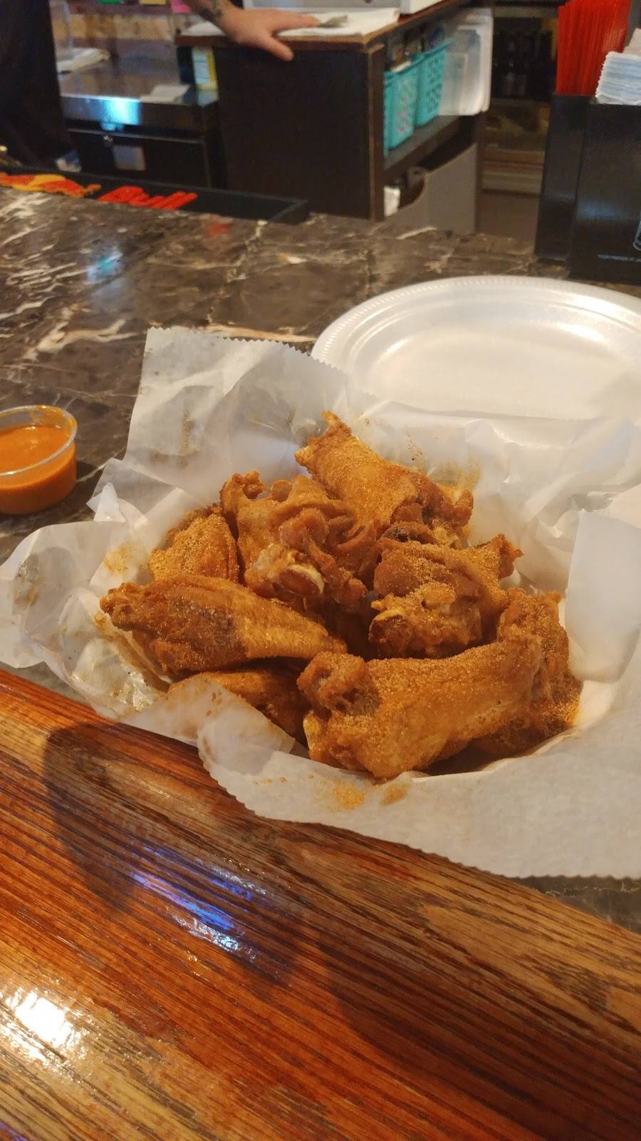 Mirage Bar and Grill | restaurant | 734 Brookline Blvd, Pittsburgh, PA 15226, USA | 4123562345 OR +1 412-356-2345