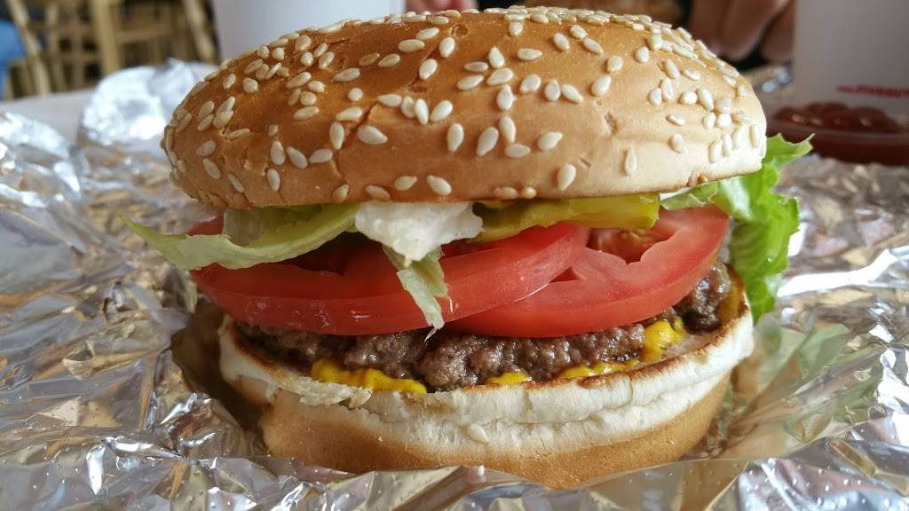 Five Guys | meal takeaway | 3975 Baldwin Rd, Auburn Hills, MI 48326, USA | 2484520055 OR +1 248-452-0055