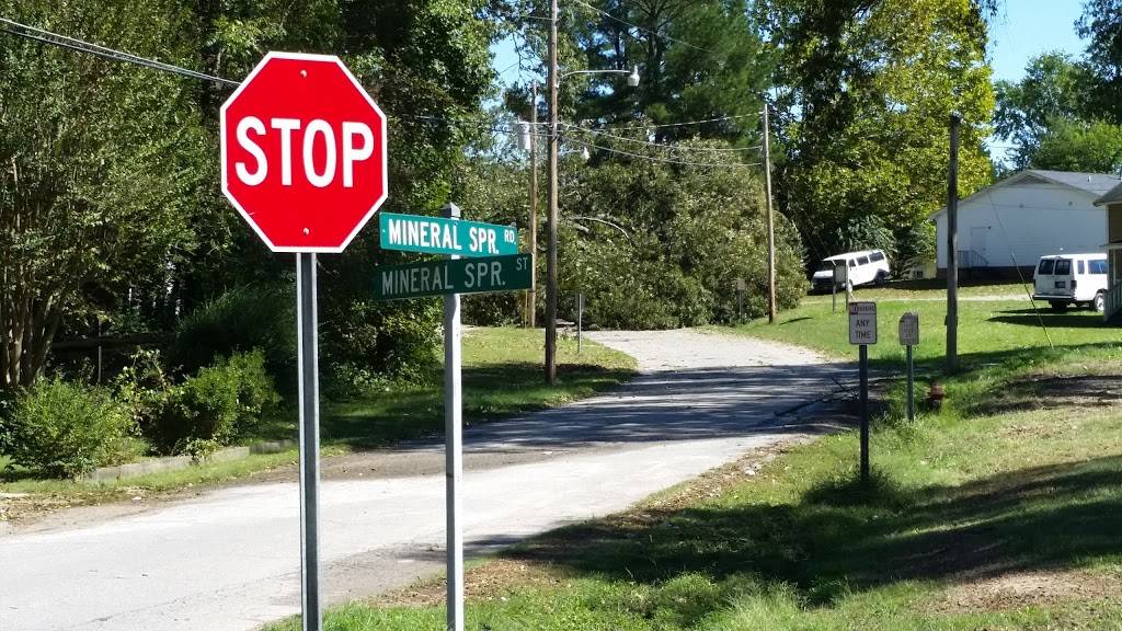 Krispy Krunchy Chicken | restaurant | 806 S Main St, Louisburg, NC 27549, USA | 9193401807 OR +1 919-340-1807