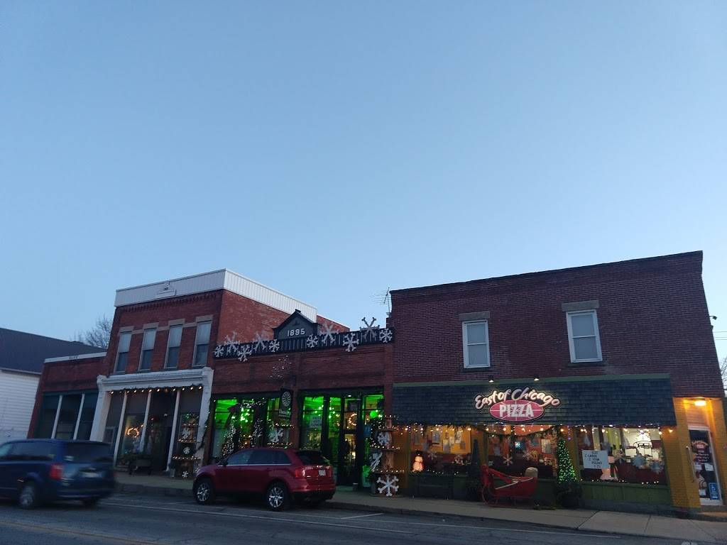 East of Chicago | restaurant | 10 E Main St, Wakeman, OH 44889, USA | 4408392551 OR +1 440-839-2551