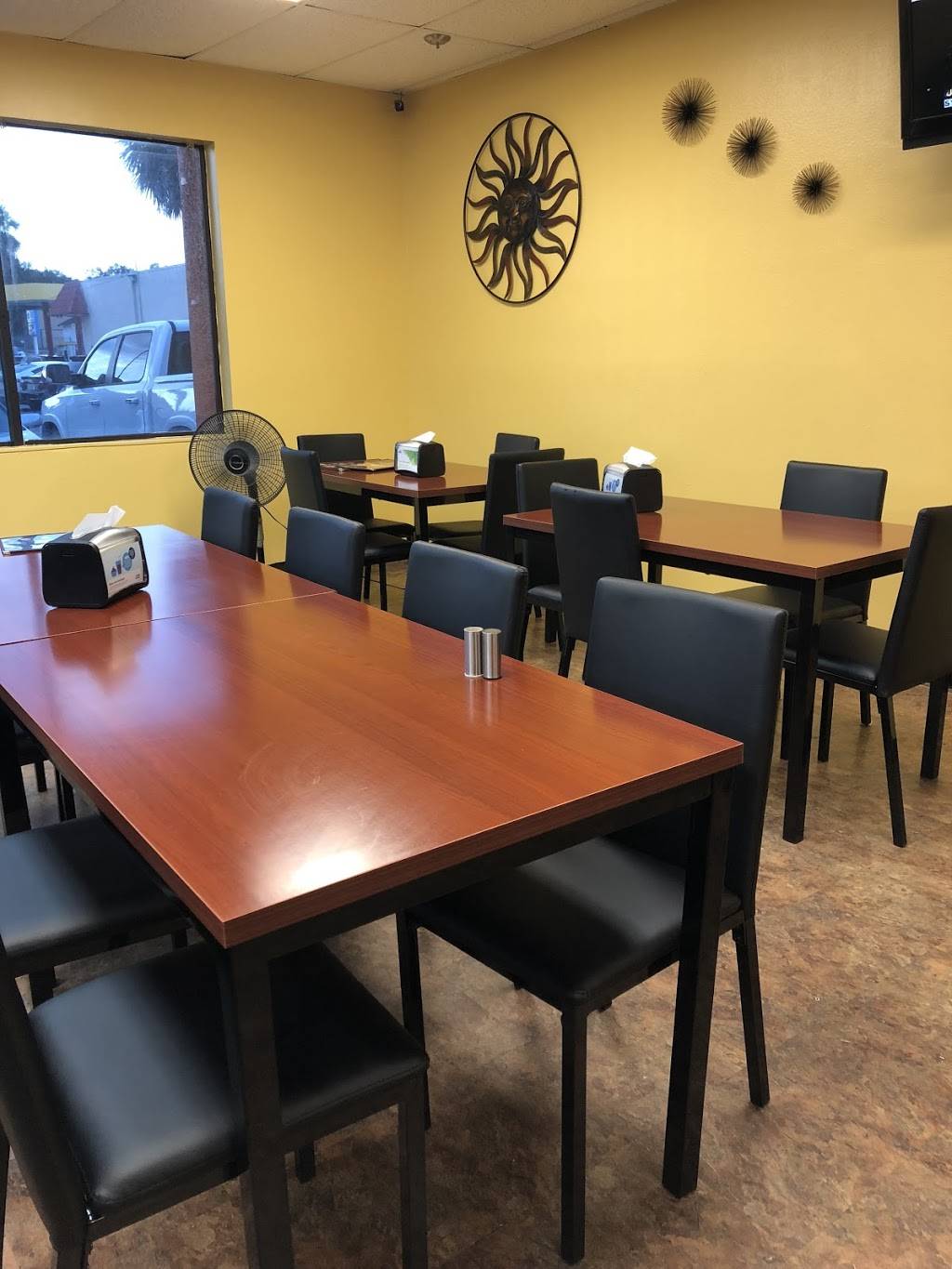 Damaskino Mediterranean Food | restaurant | 8840 Atlantic Blvd unit 6, Jacksonville, FL 32216, USA | 9046197074 OR +1 904-619-7074