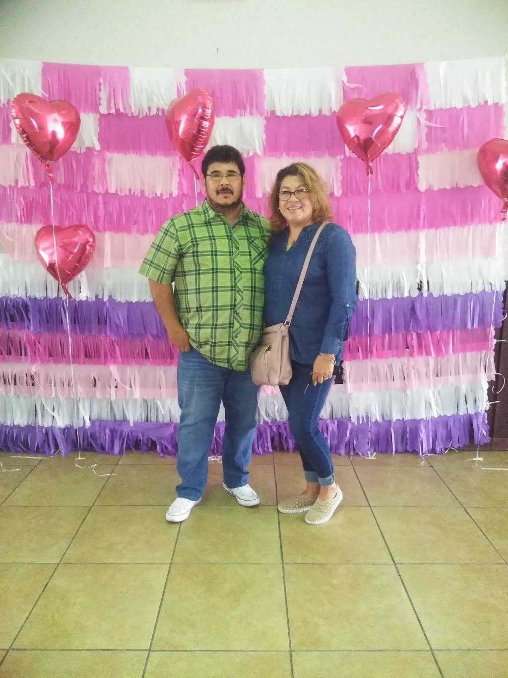 REGIOS Tacos a vapor | restaurant | 2000 Cupples Rd, San Antonio, TX 78226, USA | 8326517789 OR +1 832-651-7789