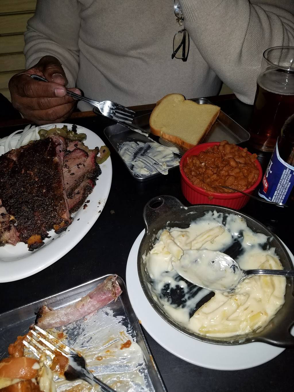 Delaney Barbecue | restaurant | 359 Bedford Ave, Brooklyn, NY 11211, USA | 7187018909 OR +1 718-701-8909