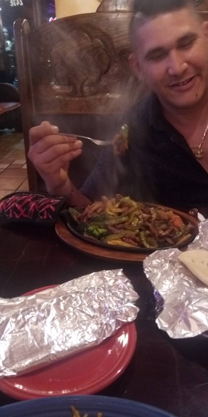 China Palace Restaurant | restaurant | 243 Neff Ave Ste F, Harrisonburg, VA 22801, USA | 5404385899 OR +1 540-438-5899