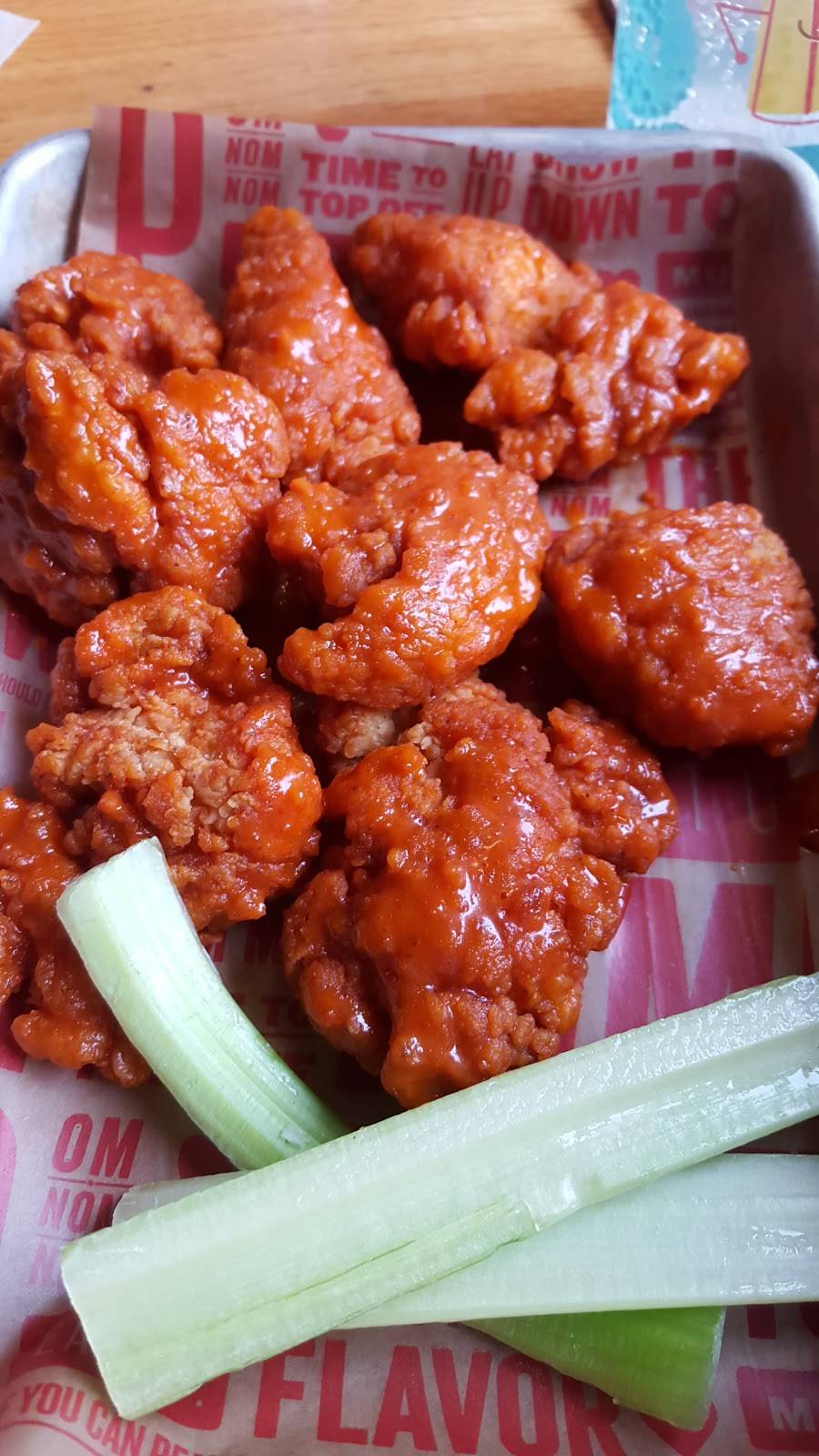 Applebees Grill + Bar | restaurant | 8312 MN-7, St Louis Park, MN 55426, USA | 9529336701 OR +1 952-933-6701