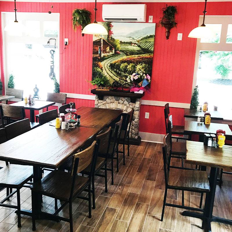 Ninas Bistro & Sandwiches | restaurant | 49 Hall St, Concord, NH 03301, USA | 6032190278 OR +1 603-219-0278