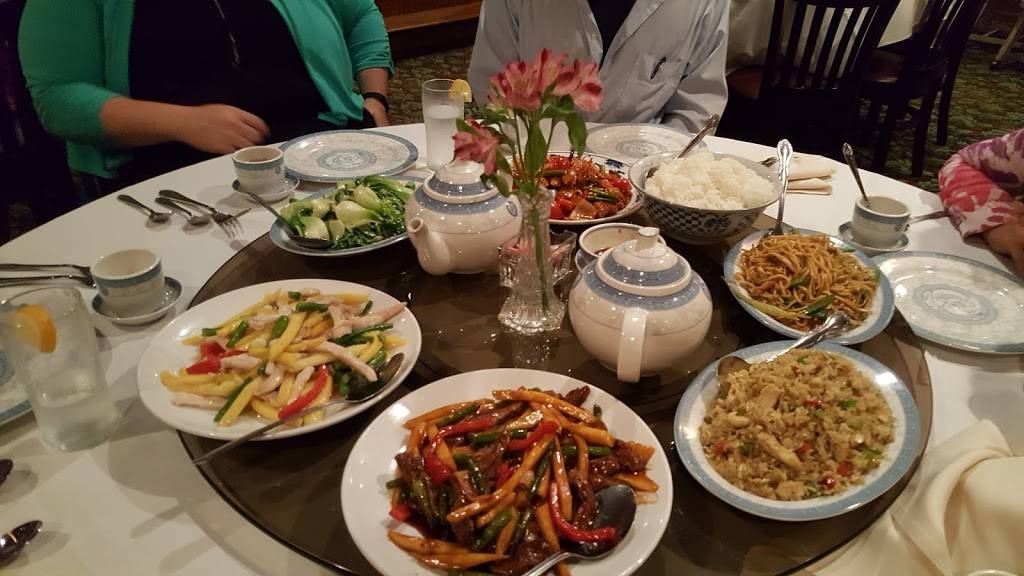 Yen Yen Chinese Restaurant | restaurant | 2 N Atlantic Ave, Cocoa Beach, FL 32931, USA | 3217839512 OR +1 321-783-9512