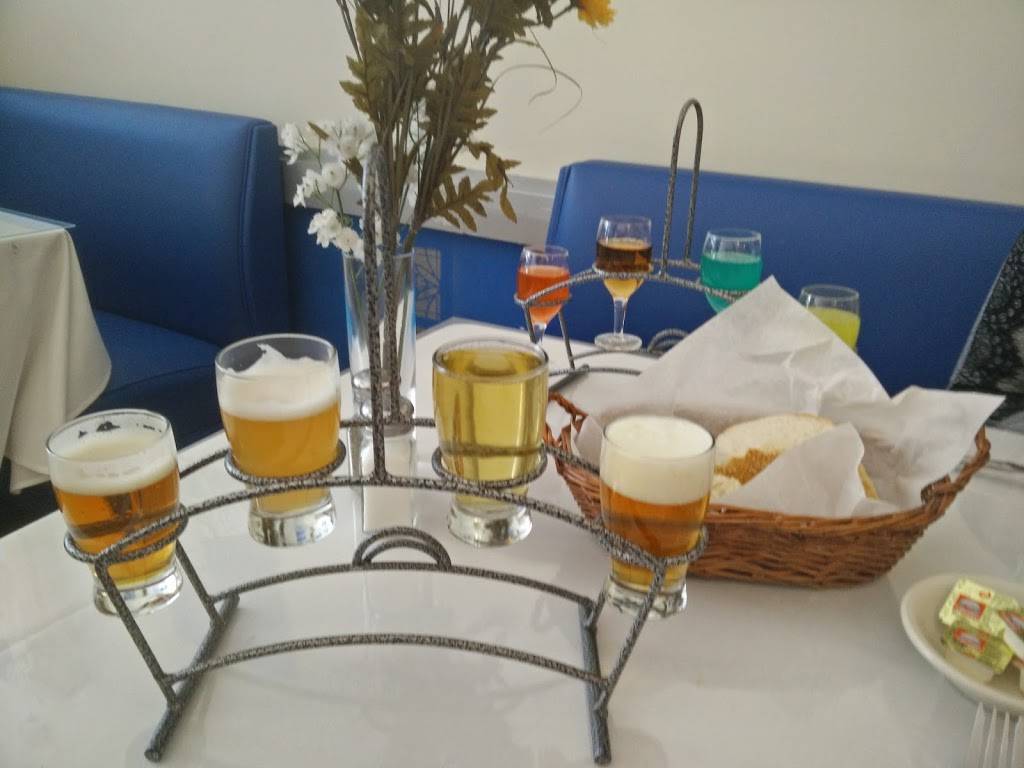 PapaSpiros Greek Taverna | restaurant | 728 Lake St, Oak Park, IL 60301, USA | 7083581700 OR +1 708-358-1700