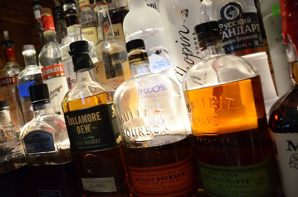 The Red Palm | restaurant | 3020 95th St, Evergreen Park, IL 60805, USA | 7085813154 OR +1 708-581-3154