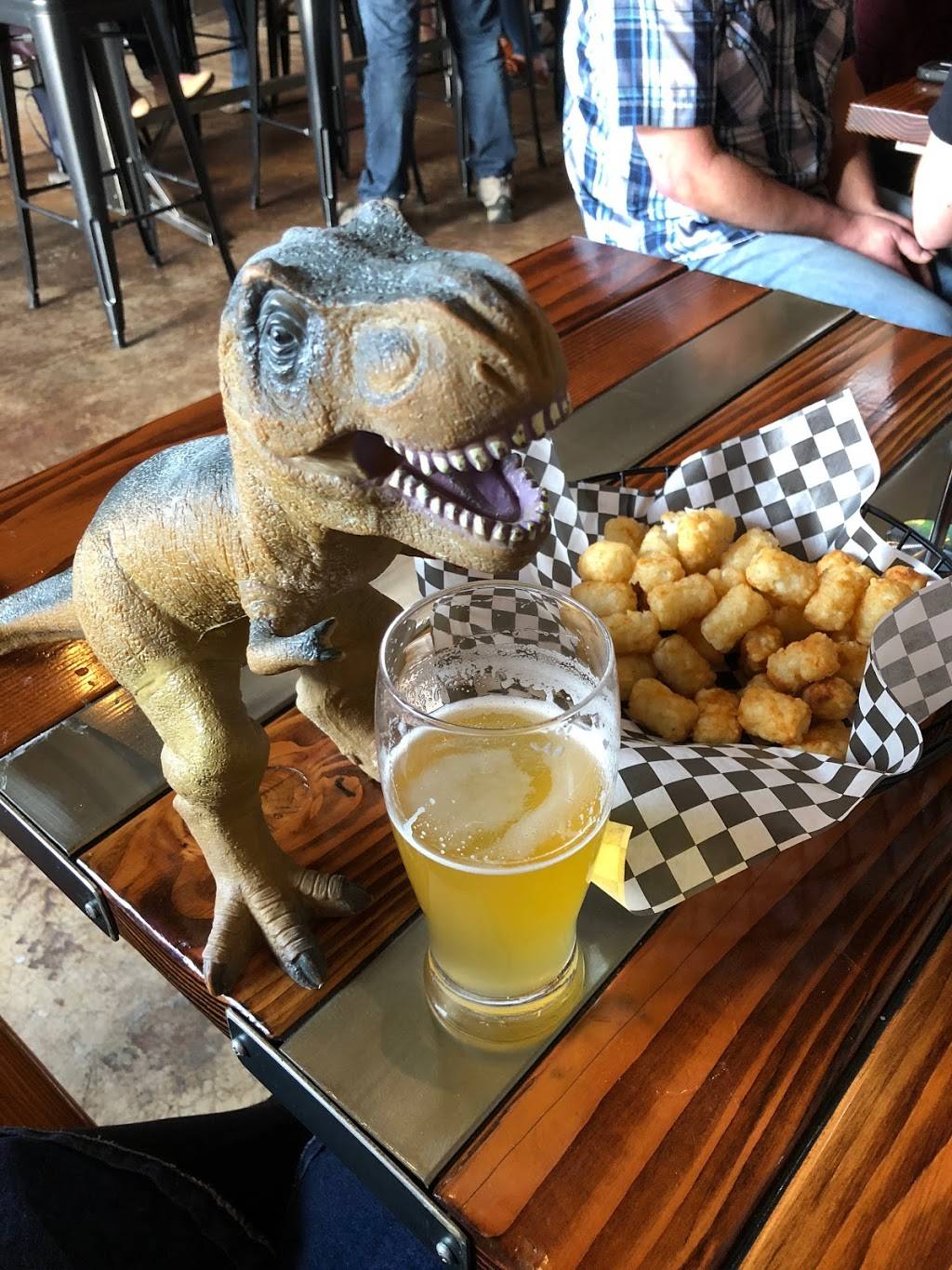 Barley & Bine Beer Cafe | restaurant | 7765 Bell Rd, Windsor, CA 95492, USA | 7076577774 OR +1 707-657-7774