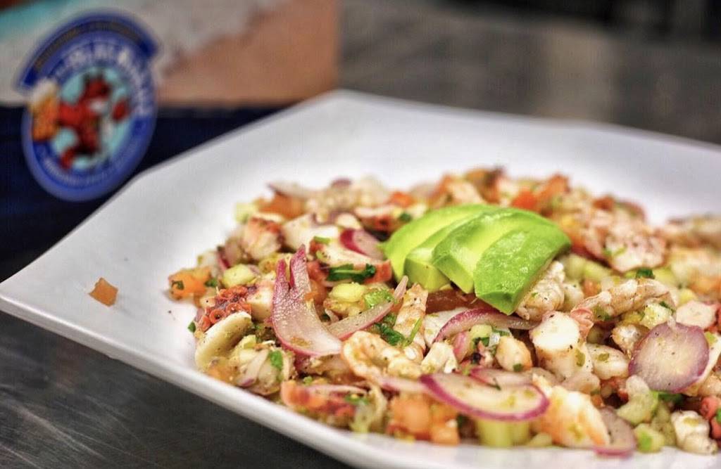 Las Islas Marias | restaurant | 5162 E Imperial Hwy, Lynwood, CA 90262, USA | 4247855118 OR +1 424-785-5118