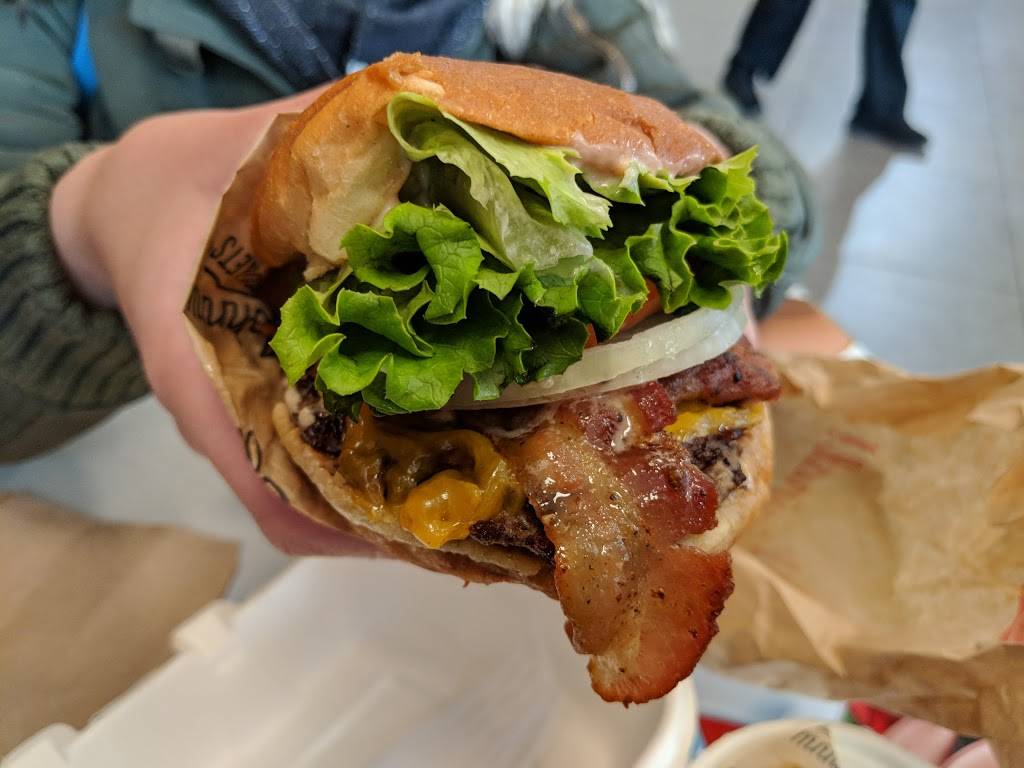 Johnny Rockets | restaurant | 1322 3rd Street Promenade, Santa Monica, CA 90401, USA | 3103946362 OR +1 310-394-6362