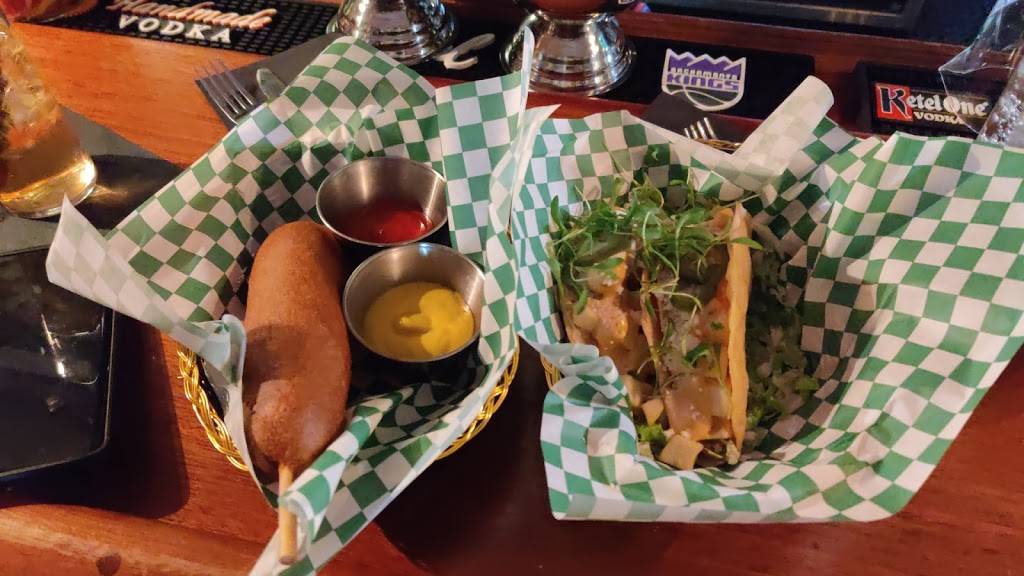 Honey and The Trapcat | restaurant | 1023 Front St suite a, Sacramento, CA 95814, USA | 9166615852 OR +1 916-661-5852