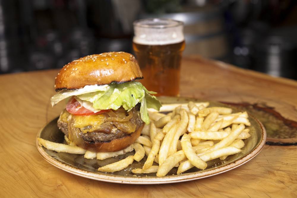 Barrel Head Brewhouse | restaurant | 1785 Fulton St, San Francisco, CA 94117, USA | 4154166989 OR +1 415-416-6989