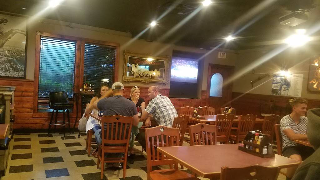 Petes Place | restaurant | 3905 Maynardville Hwy, Maynardville, TN 37807, USA | 8659923698 OR +1 865-992-3698