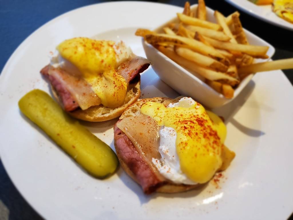 Eggspectation | restaurant | 345 Bloor St E, Toronto, ON M4W 3J6, Canada | 6473475030 OR +1 647-347-5030