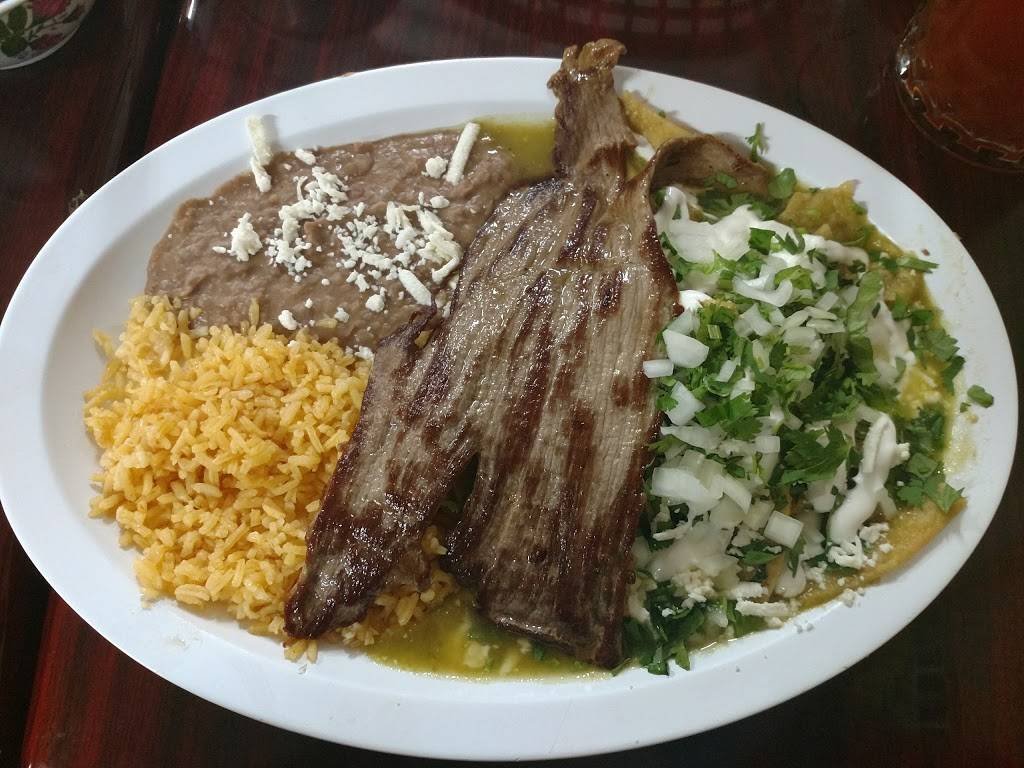 El Borrego Sagrado Barbacoa Restaurant | restaurant | 1307 S Main St, Santa Ana, CA 92707, USA | 7142859506 OR +1 714-285-9506
