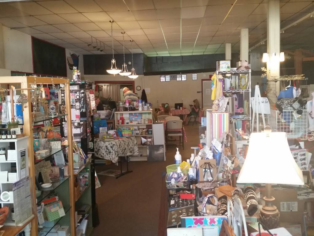 Mama Ds | restaurant | 605 D, N Main St, Ashland City, TN 37015, USA | 6152461206 OR +1 615-246-1206