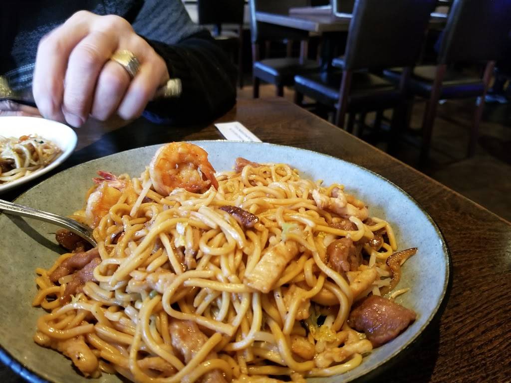 Oishii Bistro | restaurant | 69 S Moger Ave, Mt Kisco, NY 10549, USA | 9146662348 OR +1 914-666-2348