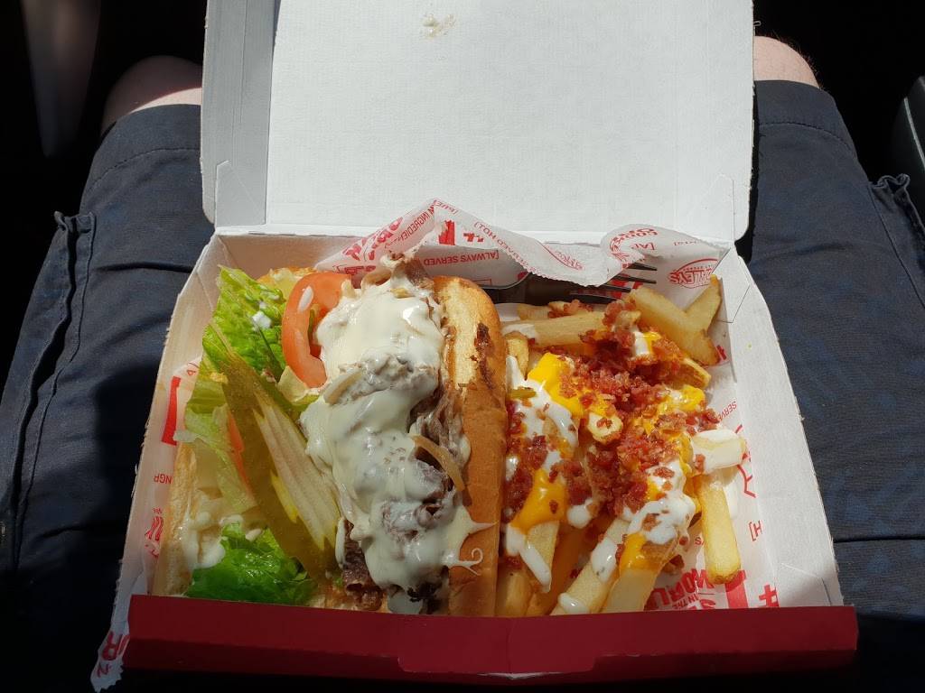 Charleys Philly Steaks | restaurant | 4951 International Dr Ste FC7, Orlando, FL 32819, USA | 4073519200 OR +1 407-351-9200