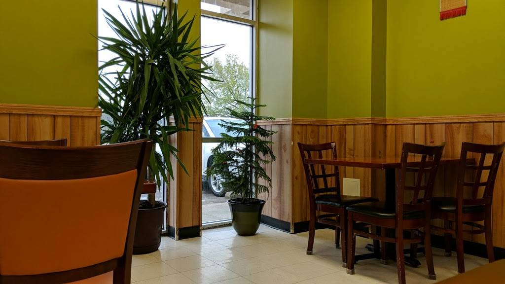 China King Restaurant | restaurant | 1940 Sandy Hook Rd # C, Goochland, VA 23063, USA | 8045569700 OR +1 804-556-9700