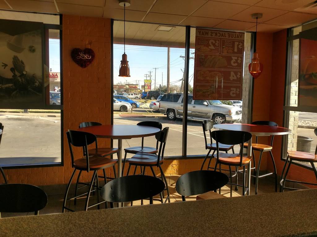 Jack in the Box | restaurant | 814 E Rundberg Ln, Austin, TX 78753, USA | 5128371232 OR +1 512-837-1232