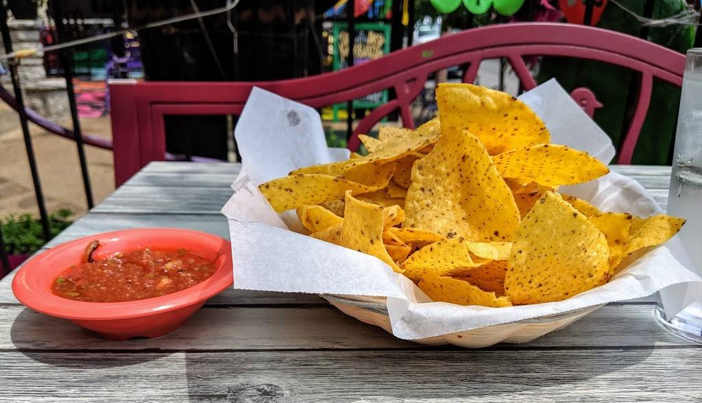 El Burro Loco | restaurant | 313 N Euclid Ave, St. Louis, MO 63108, USA | 3142245371 OR +1 314-224-5371