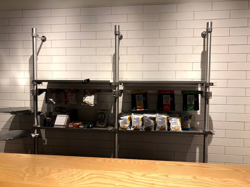 Freshii | restaurant | 854 W Armitage Ave, Chicago, IL 60614, USA | 7733480300 OR +1 773-348-0300