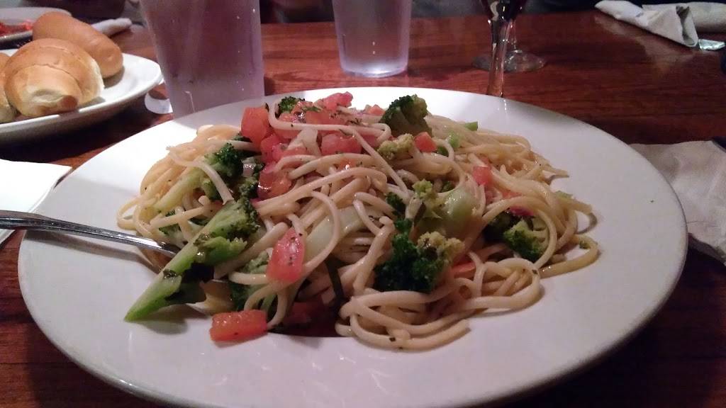 Ariannas Italian Grill | restaurant | 5107 Lakeside Ave, Henrico, VA 23228, USA | 8046270314 OR +1 804-627-0314