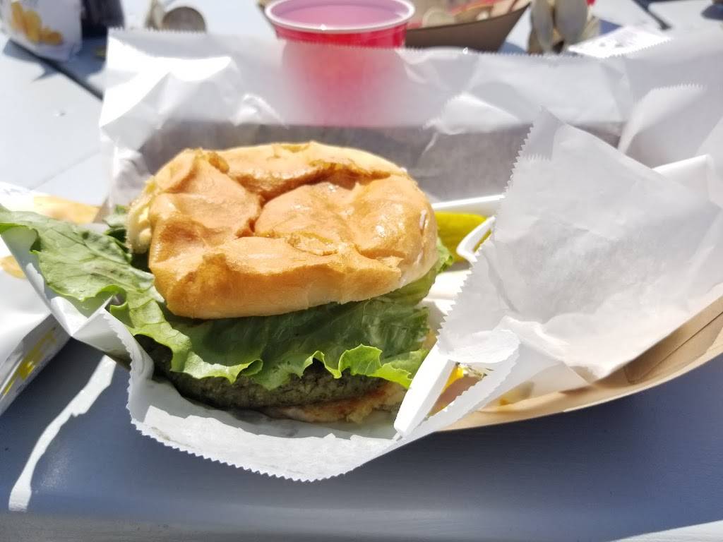 McLoons Lobster Shack | restaurant | 315 Island Rd, South Thomaston, ME 04858, USA | 2075931382 OR +1 207-593-1382