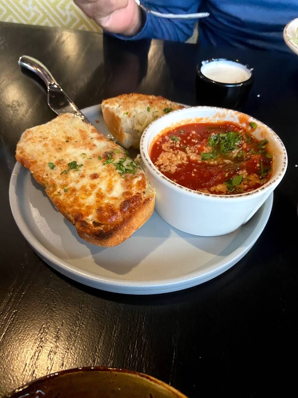 Giaola Italian Kitchen | restaurant | 2668 Gateway Rd Suite 180, Carlsbad, CA 92009, USA | 8584004555 OR +1 858-400-4555