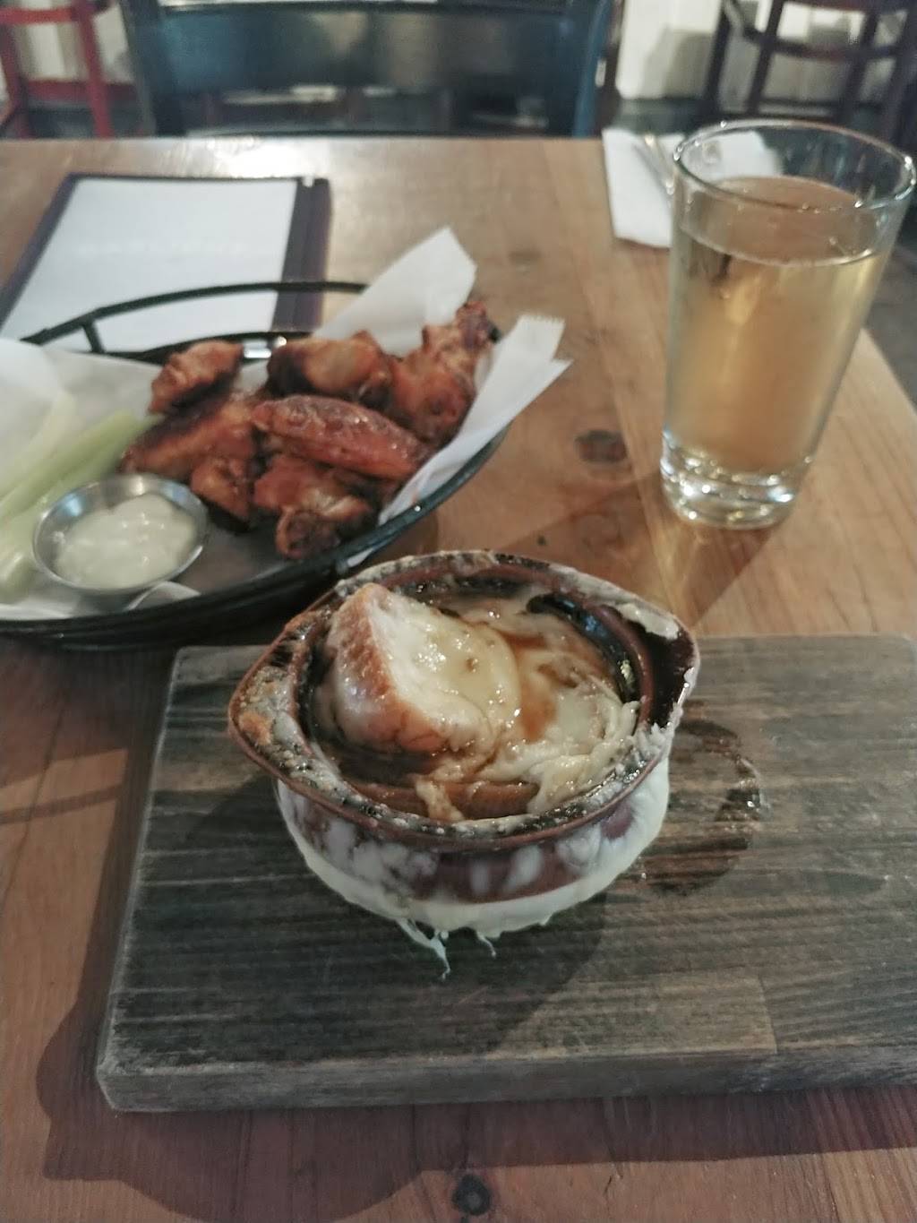 The Gaslight | restaurant | 120 Market St, Philadelphia, PA 19106, USA | 2159257691 OR +1 215-925-7691