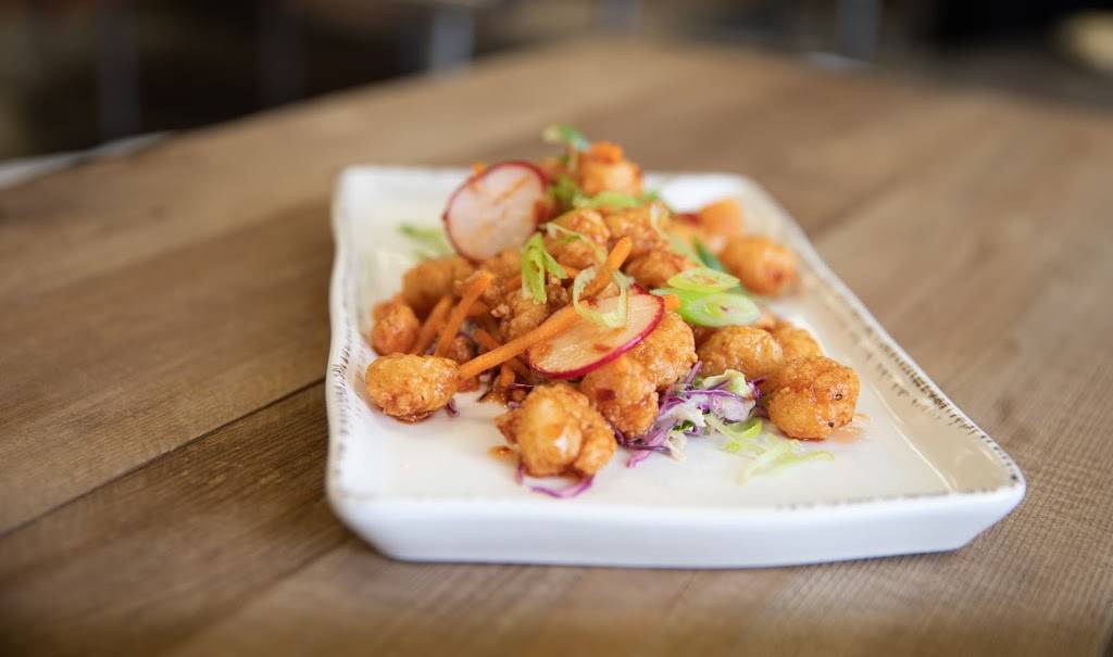 Kitchen Social | restaurant | 8954 Lyra Dr, Columbus, OH 43240, USA | 6145058492 OR +1 614-505-8492