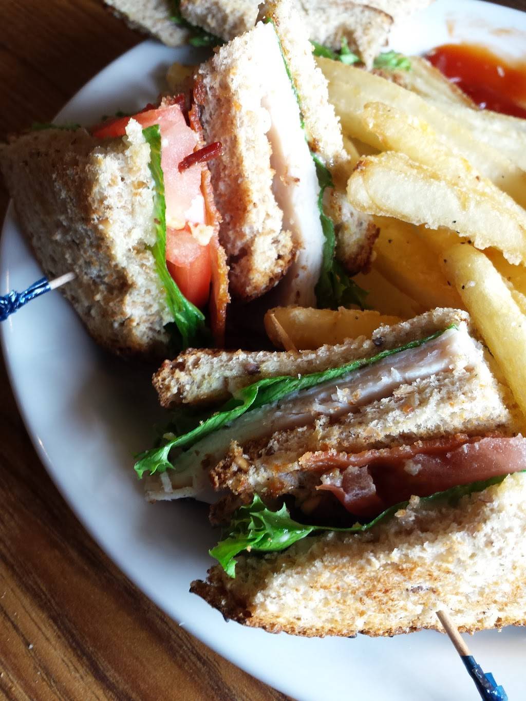 Dennys | restaurant | 1989 IN-57, Oakland City, IN 47660, USA | 8127494555 OR +1 812-749-4555